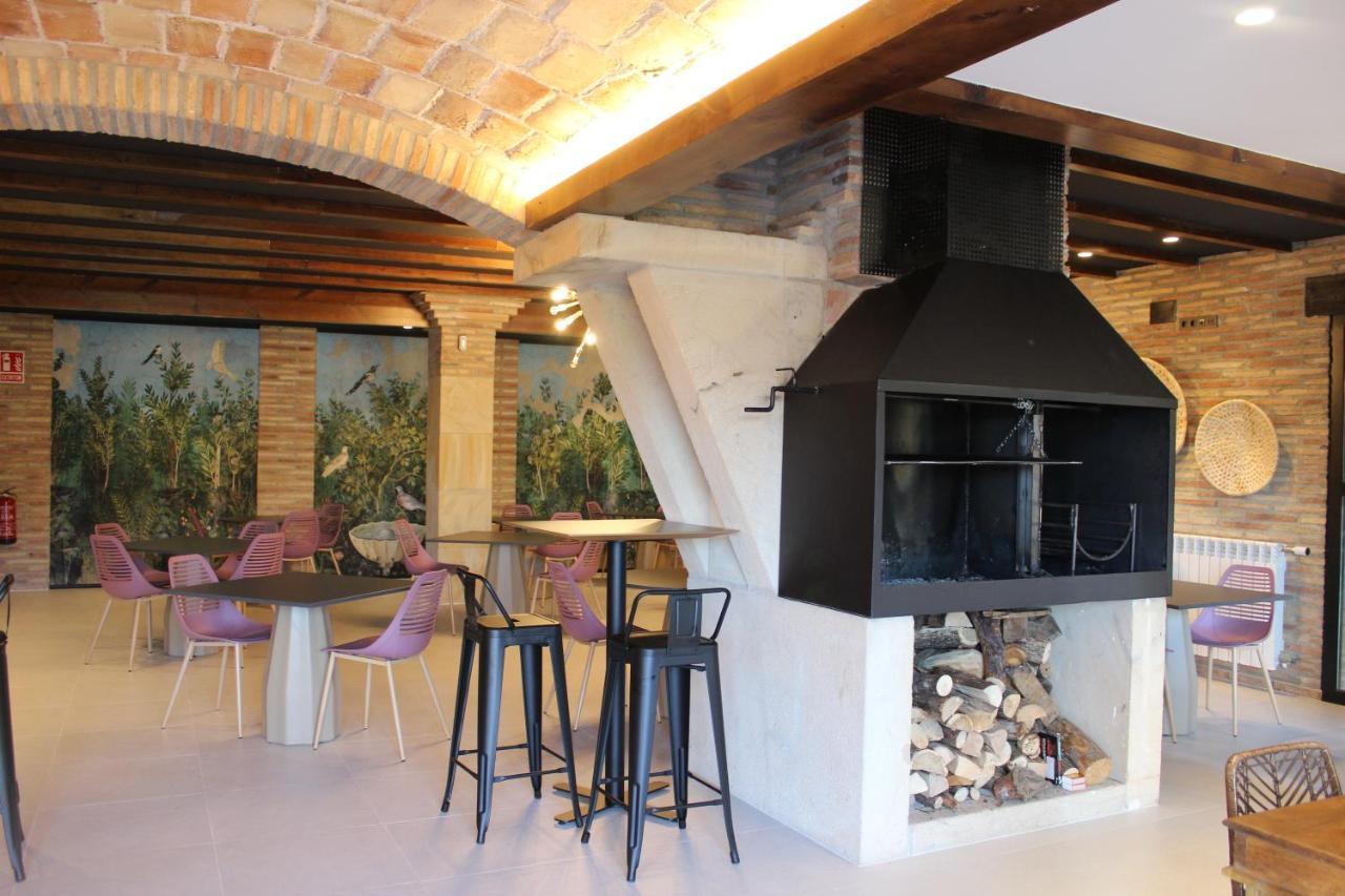 Duruelo Mountain Suites ดูรวยโล เด ลาเซียร์รา ภายนอก รูปภาพ