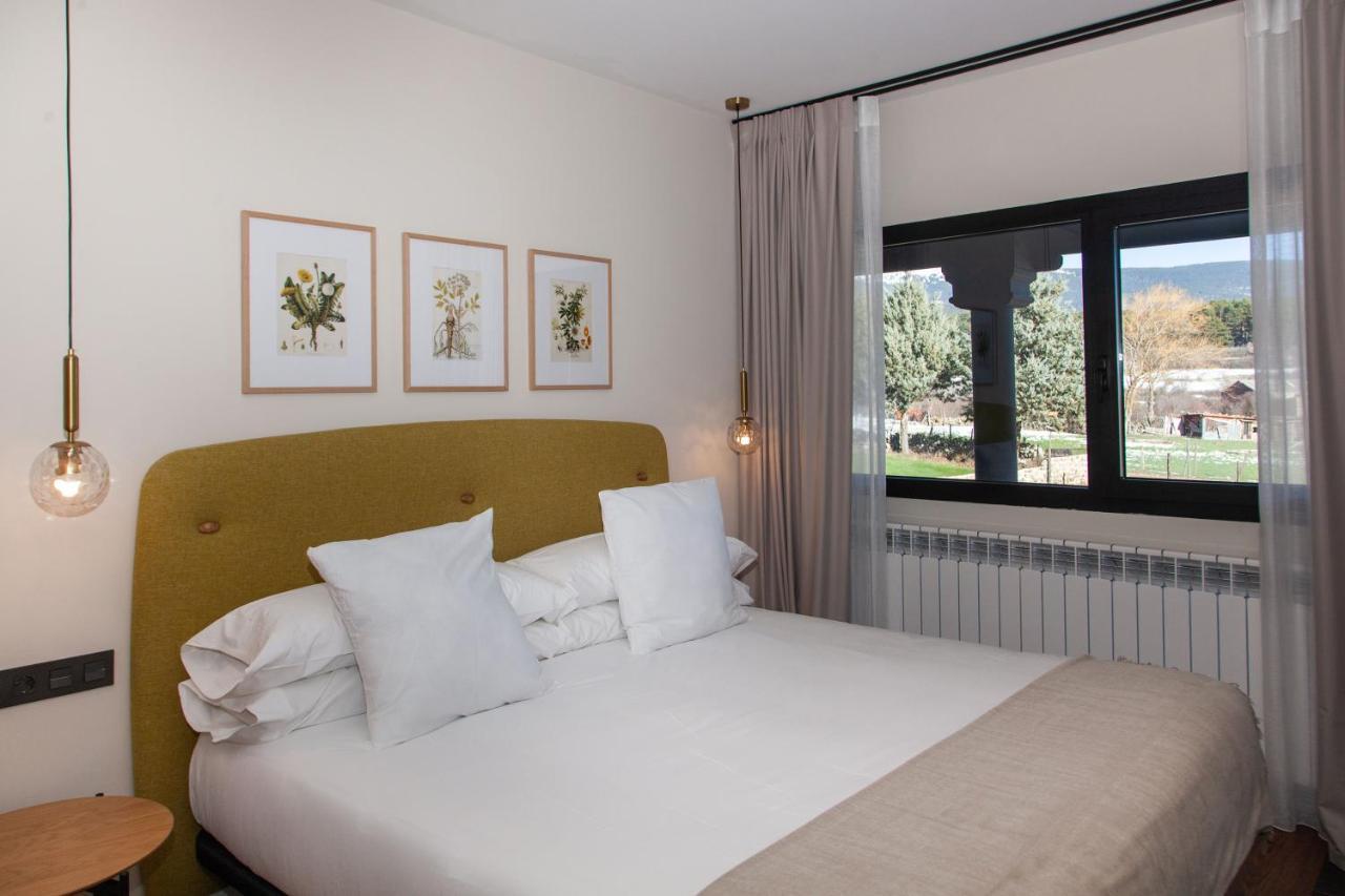 Duruelo Mountain Suites ดูรวยโล เด ลาเซียร์รา ภายนอก รูปภาพ