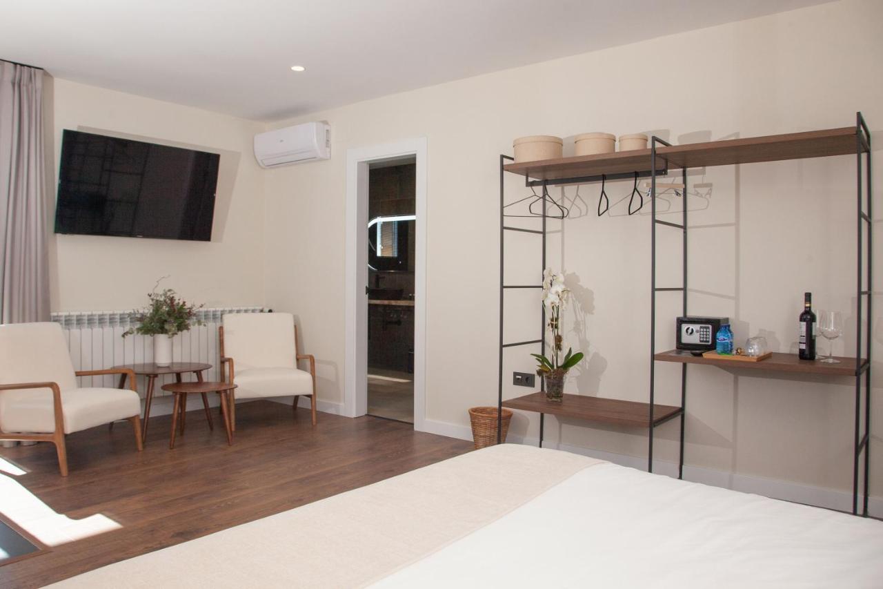 Duruelo Mountain Suites ดูรวยโล เด ลาเซียร์รา ภายนอก รูปภาพ