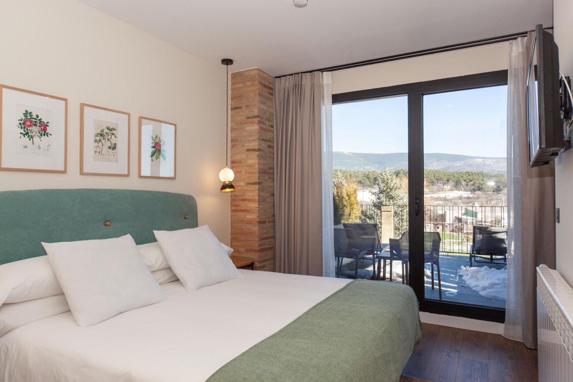 Duruelo Mountain Suites ดูรวยโล เด ลาเซียร์รา ภายนอก รูปภาพ