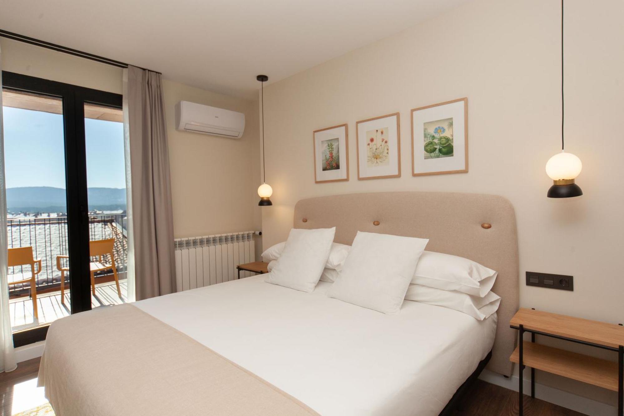 Duruelo Mountain Suites ดูรวยโล เด ลาเซียร์รา ภายนอก รูปภาพ
