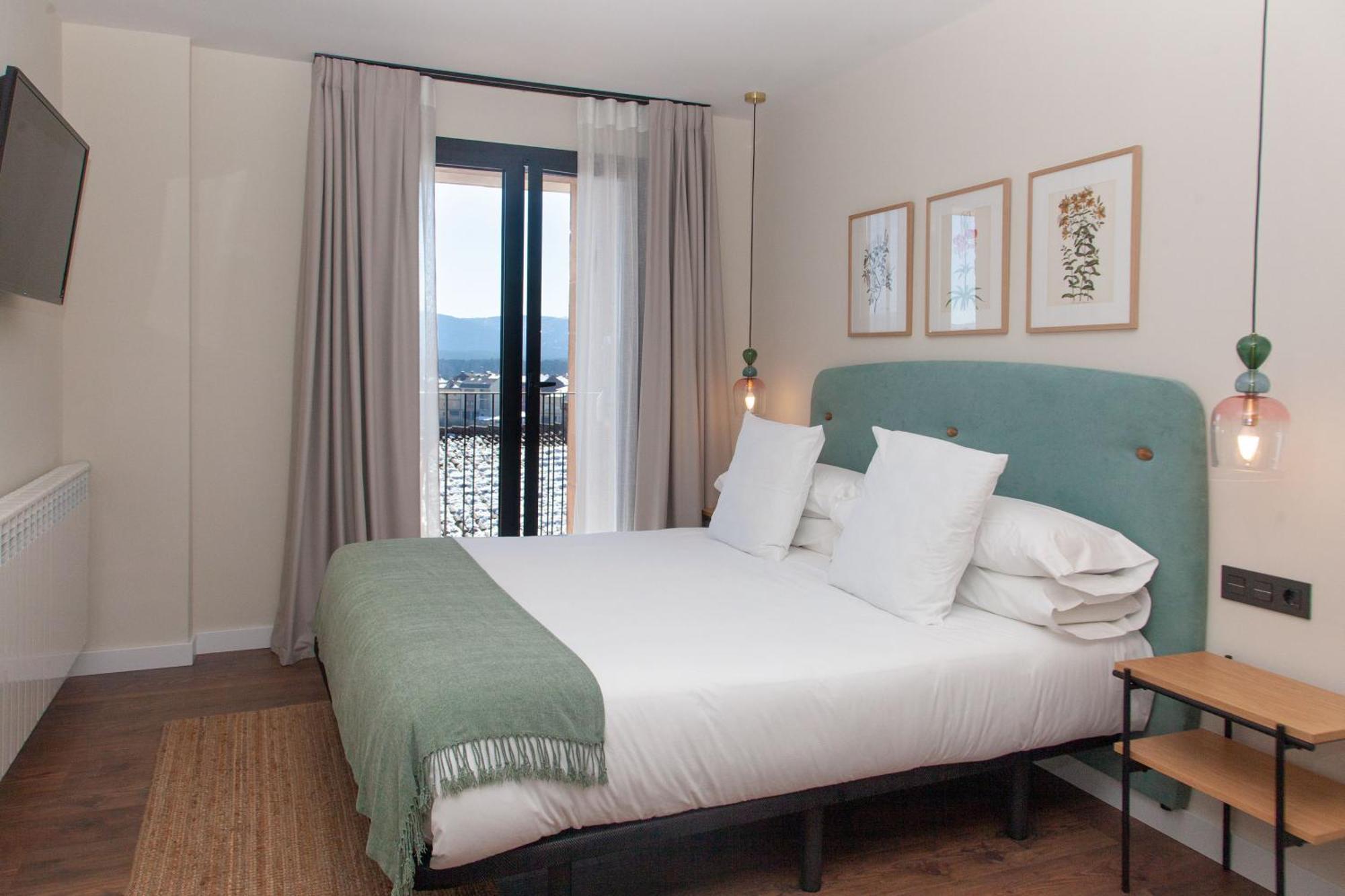 Duruelo Mountain Suites ดูรวยโล เด ลาเซียร์รา ภายนอก รูปภาพ
