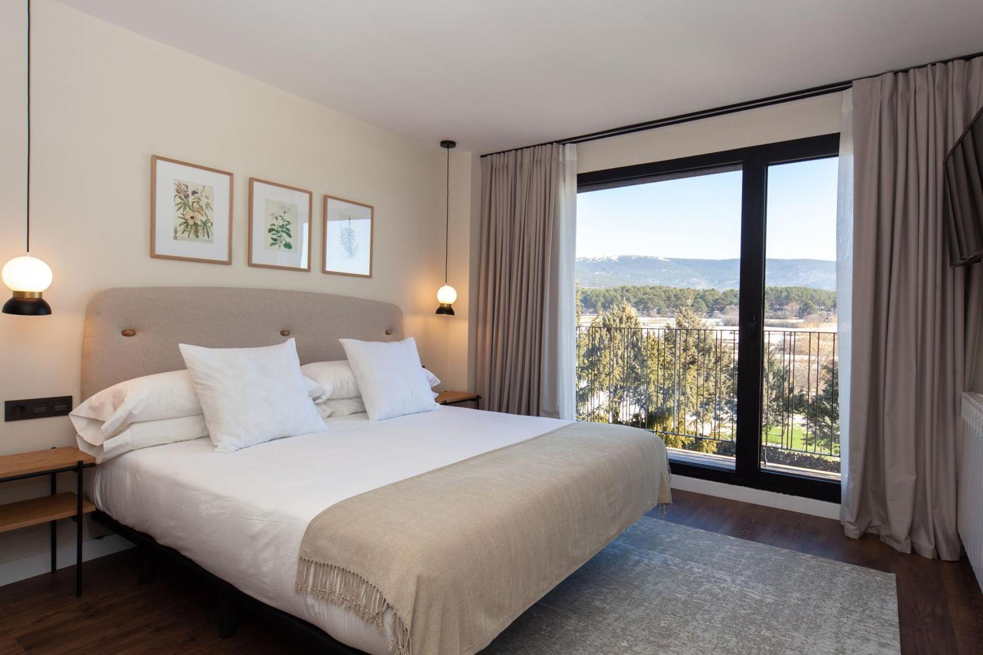 Duruelo Mountain Suites ดูรวยโล เด ลาเซียร์รา ภายนอก รูปภาพ